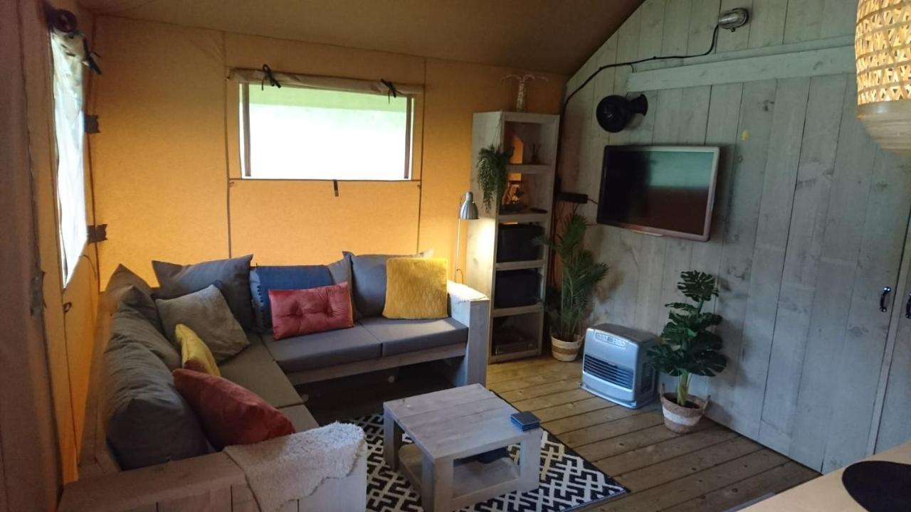 Camping Yn'E Lijte Grou Esterno foto